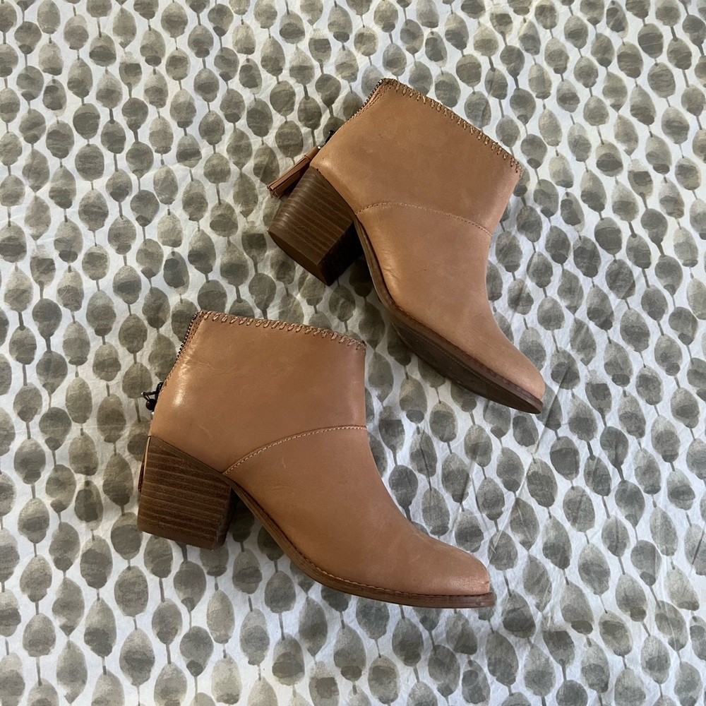 Toms Booties